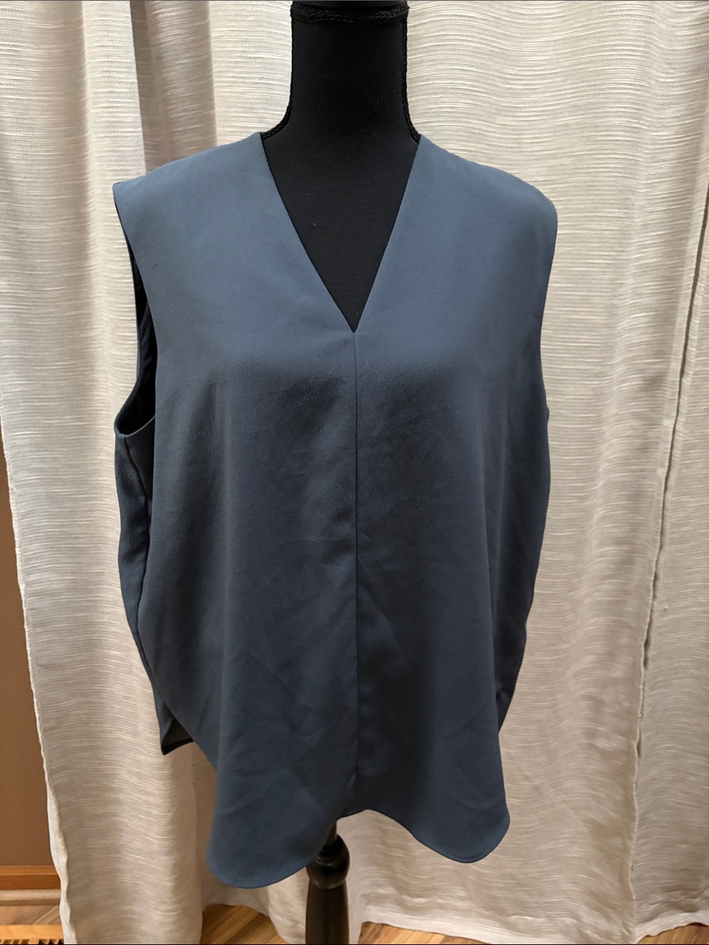 Sleeveless V-Neck Tunic Top in Slate Blue